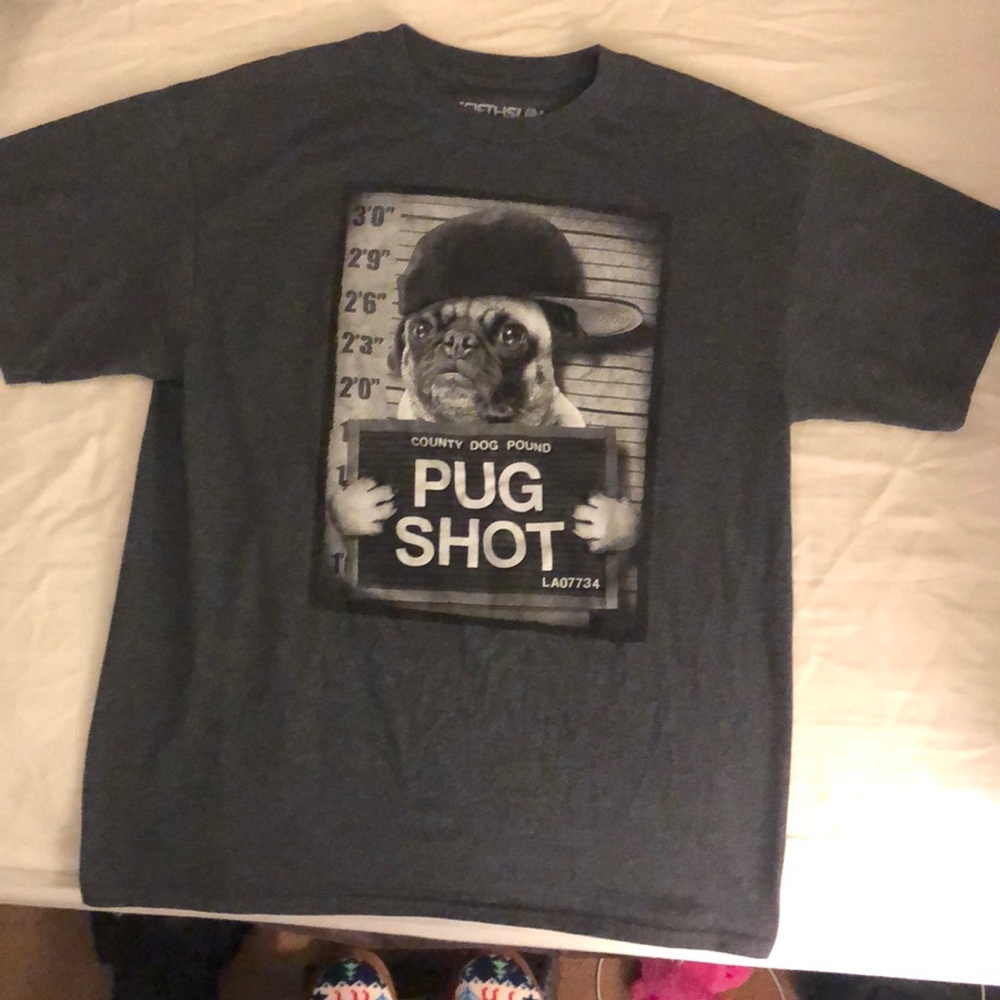 Gray pug t-shirt xl